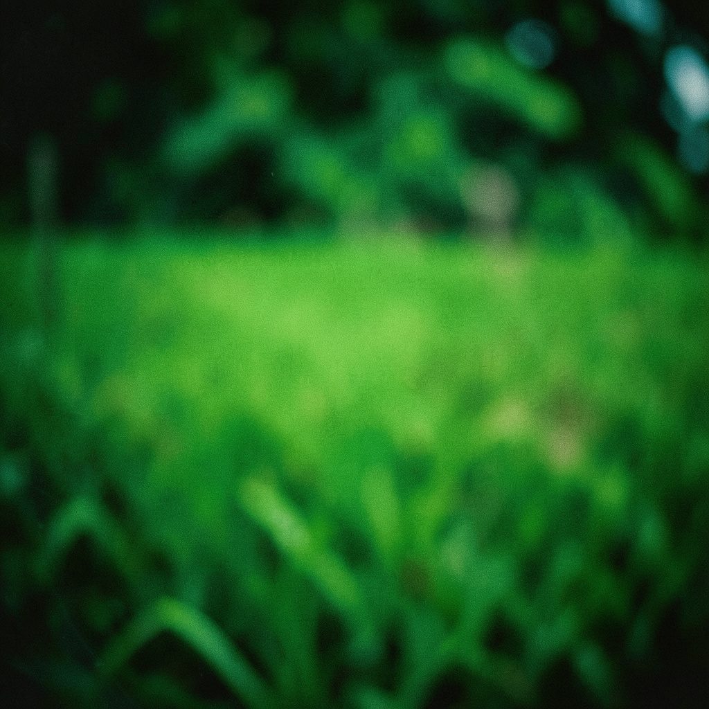 Composition promotionnelle abstraite aux teintes vert menthe et anthracite évoquant un univers ludique et professionnel